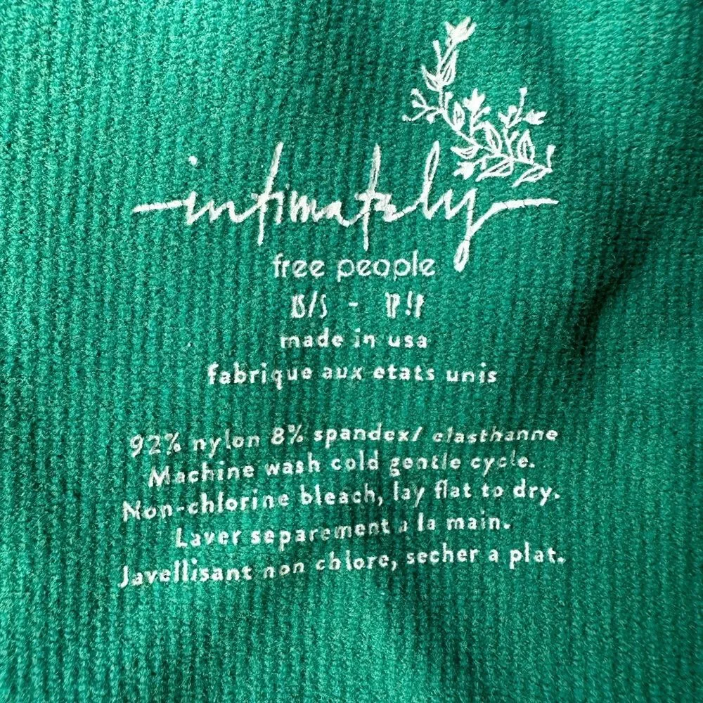 NWOT Free People V-neck Soft Stretchy Fitted Cami Tank Top Bra in Green XS/S